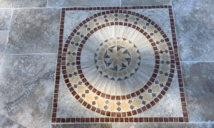 Rosace travertin maison ancienne vaucluse renovell création