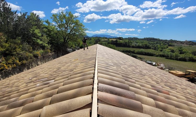 toiture hangar nyons